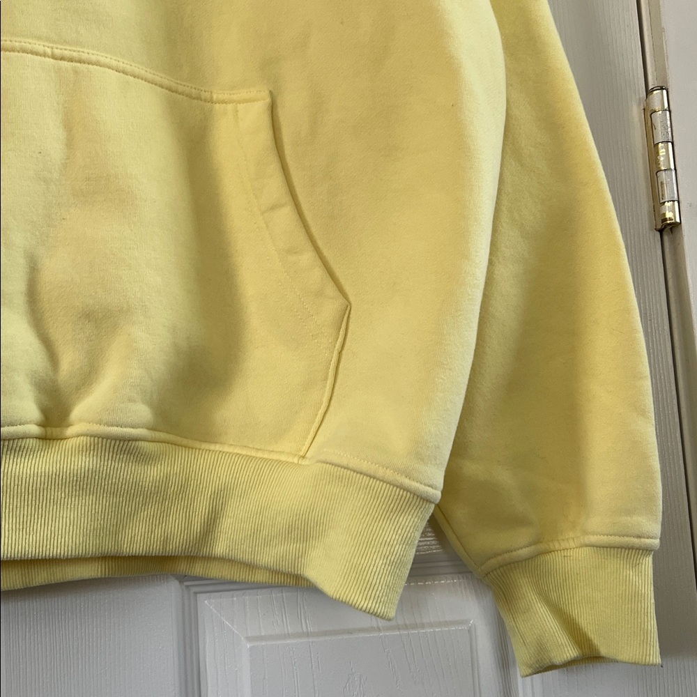 NWOT White Fox Boutique With Love Always Oversized Hoodie Lemon Size M/L - Picture 10 of 11
